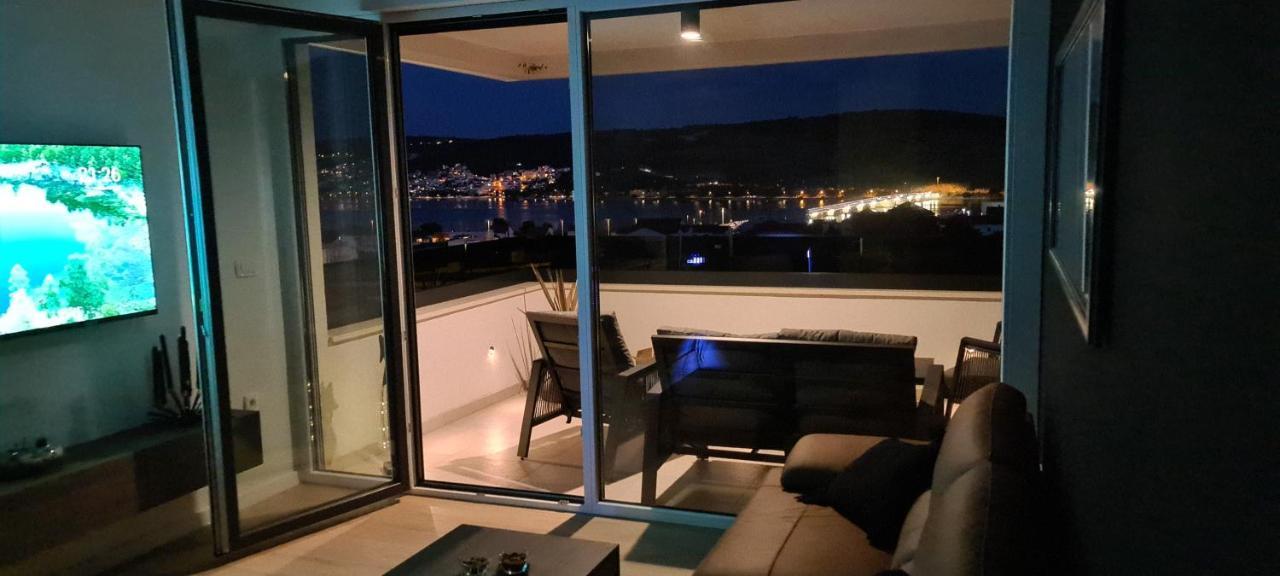 Penthouse Apartman Marcelina In Trogir Exterior foto